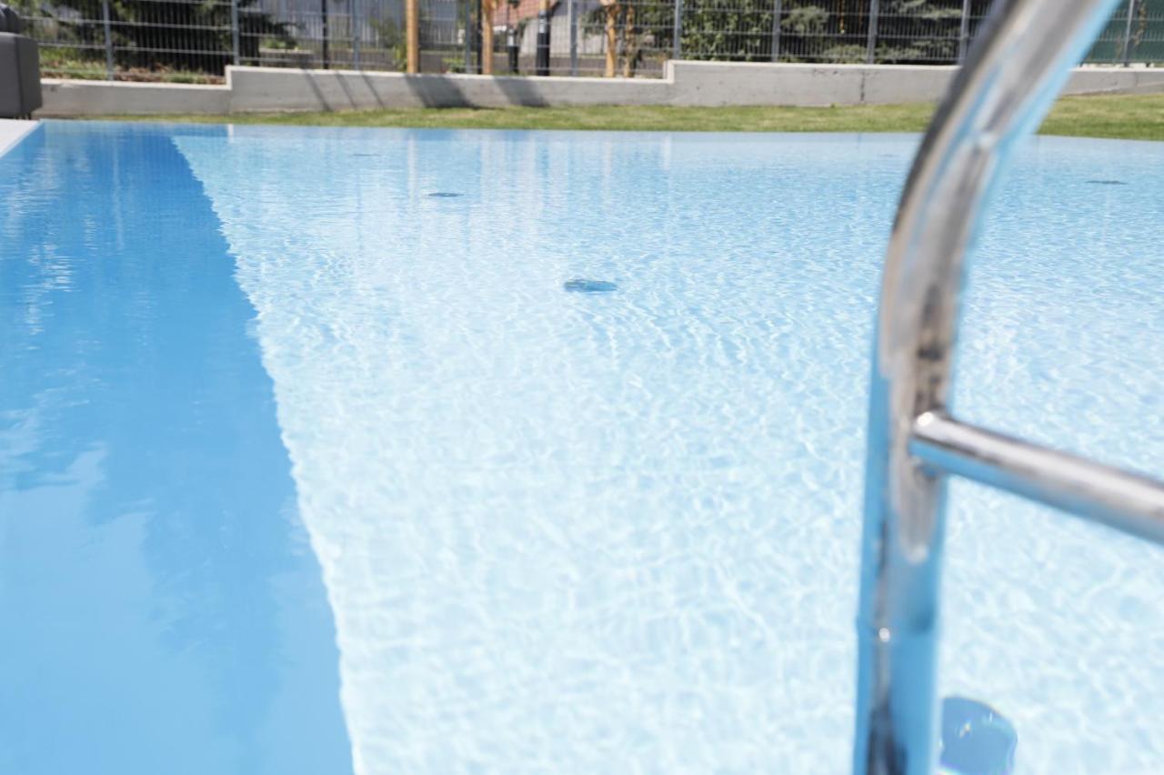 Maureen Lovely 2 Bedroom Unit With Community Pool Viena Exterior foto